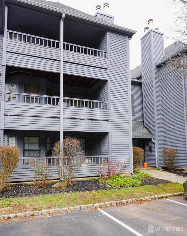 Building Photo - 809 Woodhaven Dr