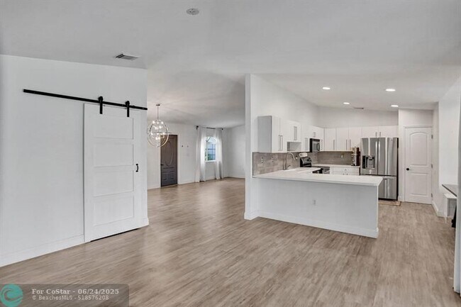 Building Photo - 14221 SW 160th Terrace