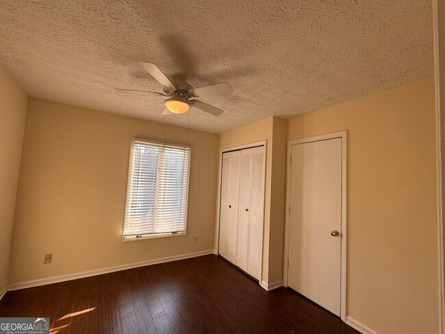 Building Photo - 1717 Wynndowne Trail