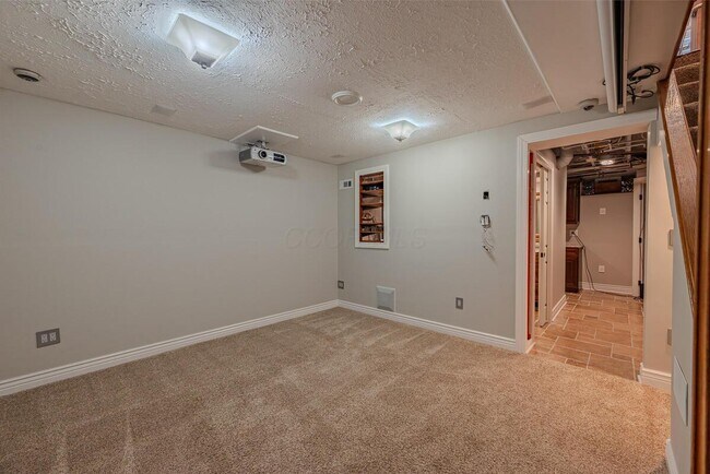 Building Photo - 7630 Alta View Blvd