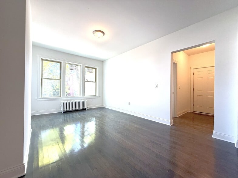 Building Photo - Richland Apartments on Bartlett