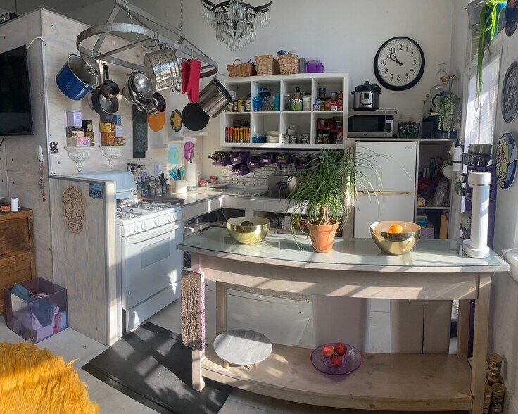 Building Photo - 101 Ten Broeck Ln