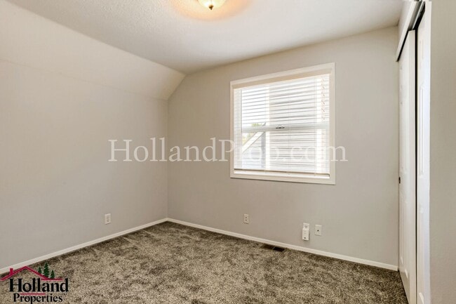 Building Photo - 6860 SW 188th Ave