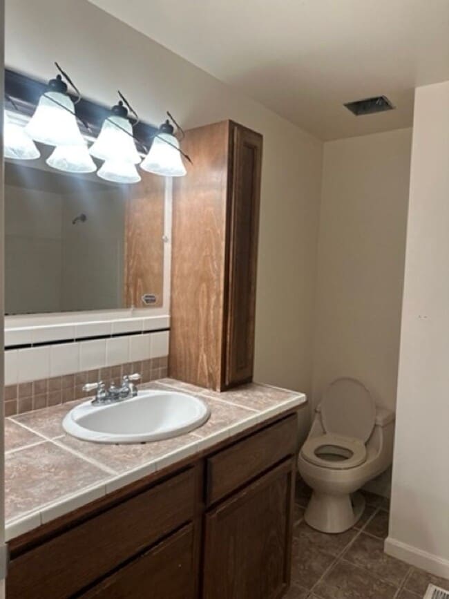 Building Photo - Cheney Home