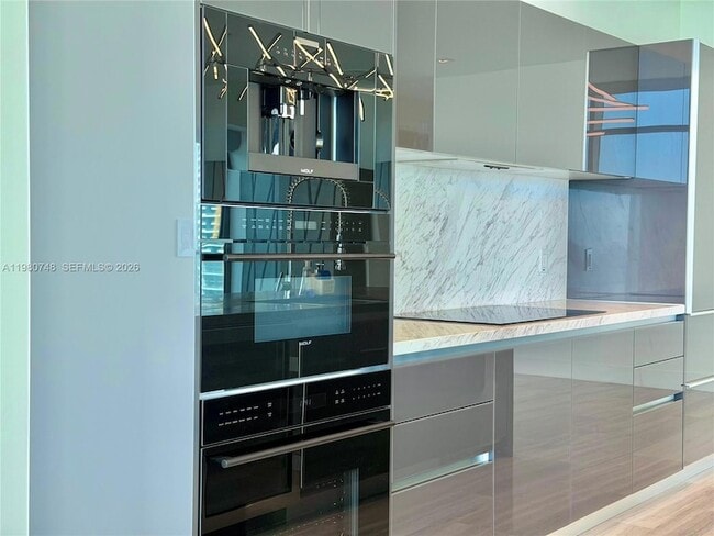 Building Photo - 1451 Brickell Ave