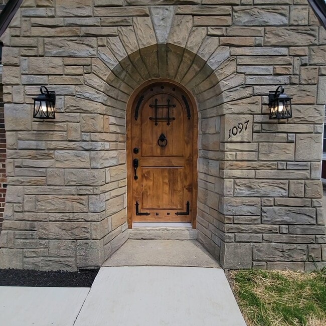 Building Photo - 1097 Himelright Blvd