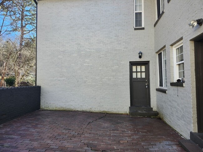 Building Photo - 4916 Tennessee Ave