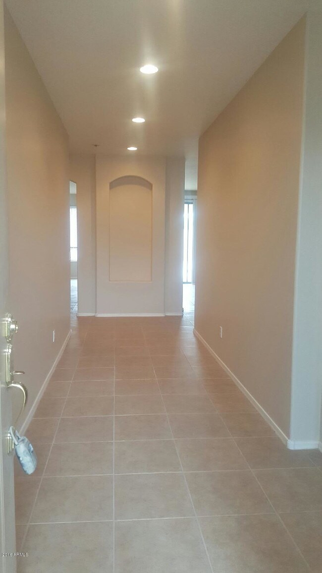 Building Photo - 12629 W Hollyhock Dr