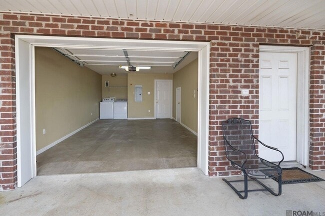 Building Photo - 1500 Brightside Dr