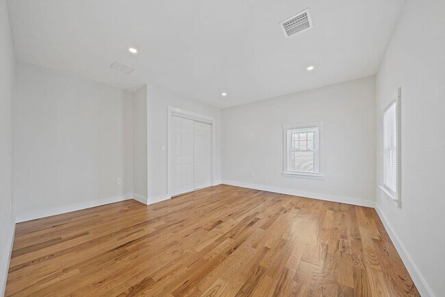 Building Photo - 57 Orchardfield St