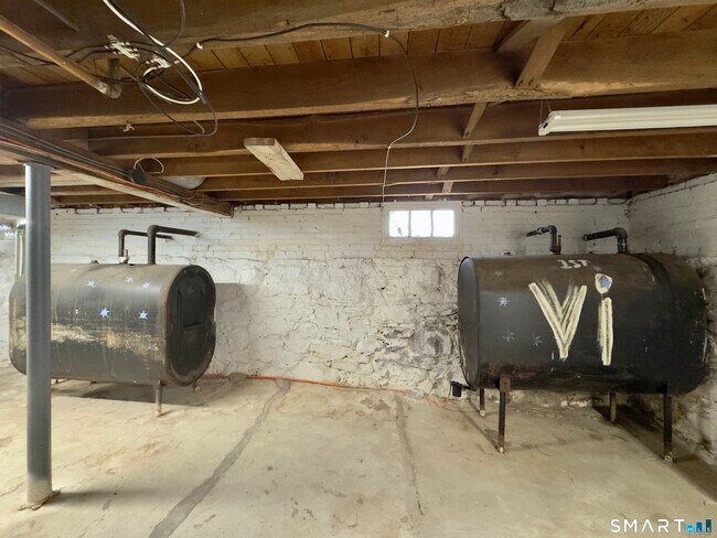 Building Photo - 186 W Washington St