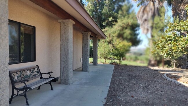 Building Photo - 2625-2624 4 Paws Way
