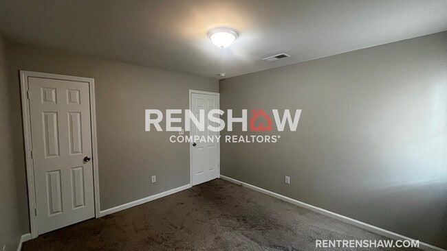 Building Photo - 3002 Elbert Cove