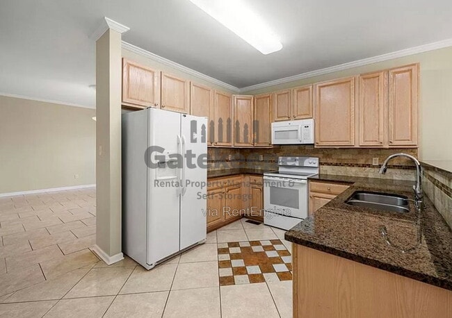 Building Photo - 408 St Dunstans Ct