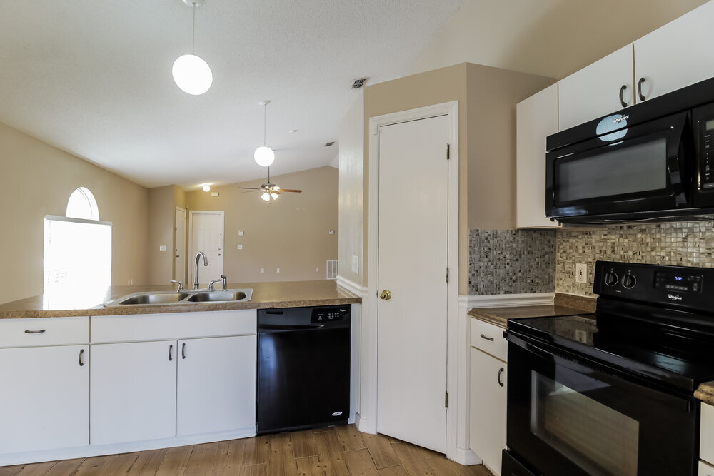 Building Photo - 6845 Ebans Bend