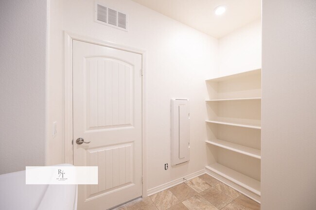 Building Photo - New Paint New Carpet Throughout! Gorgeous ...