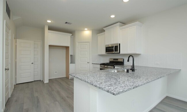 Building Photo - 1530 Revolution Way