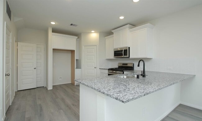 Building Photo - 1615 Revolution Way