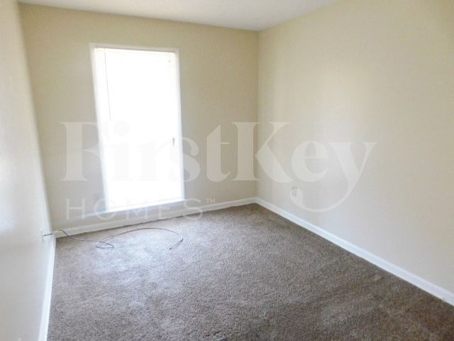 Building Photo - 3034 Oak Allee St