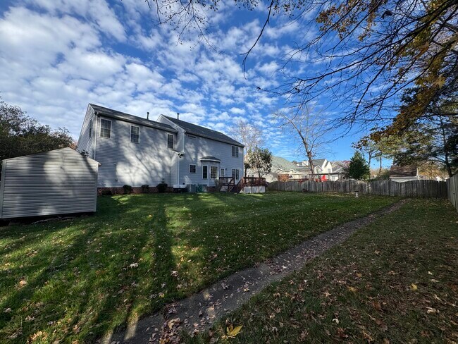 Building Photo - 307 Ludlow Dr