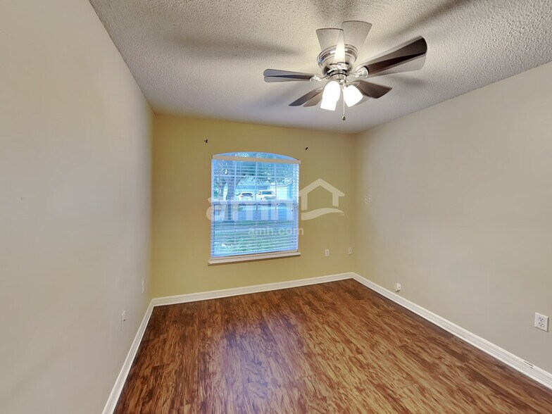 Building Photo - 11414 Ivy Flower Loop