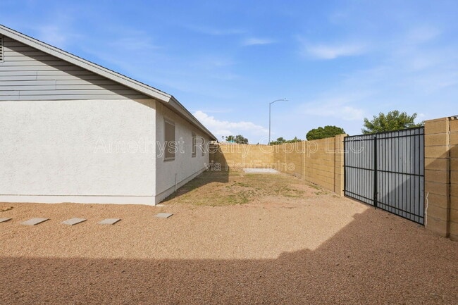 Building Photo - 6201 W Acoma Dr