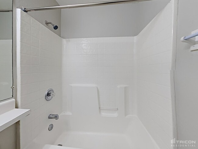 Building Photo - 8105 Shifting Sands Dr