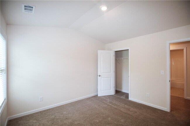 Building Photo - 4295 Almanor Cir