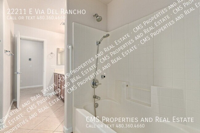 Building Photo - 22211 E Via del Rancho