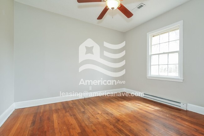 Building Photo - 403 Lowdermilk St