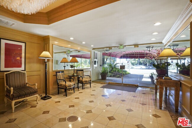 Building Photo - 10751 Wilshire Blvd