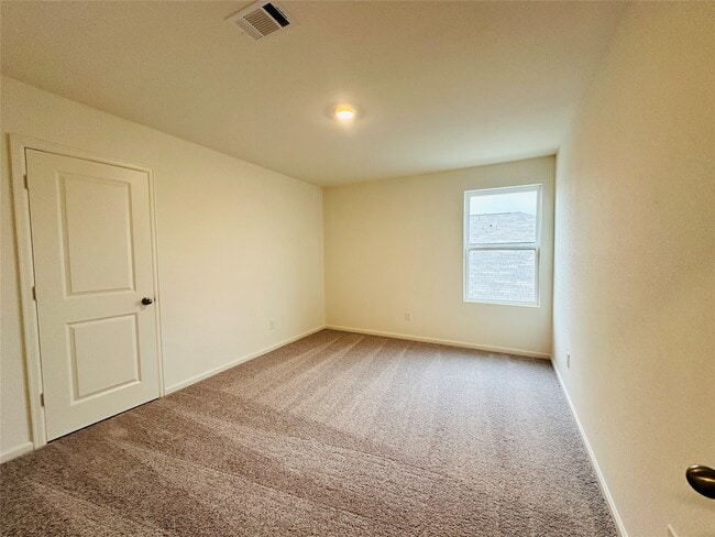 Building Photo - 14850 Calderon Dr