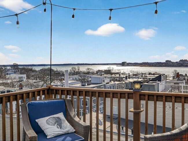 Building Photo - 155 H St