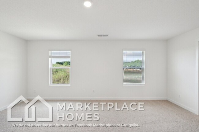 Building Photo - 4033 NE Billie Ln