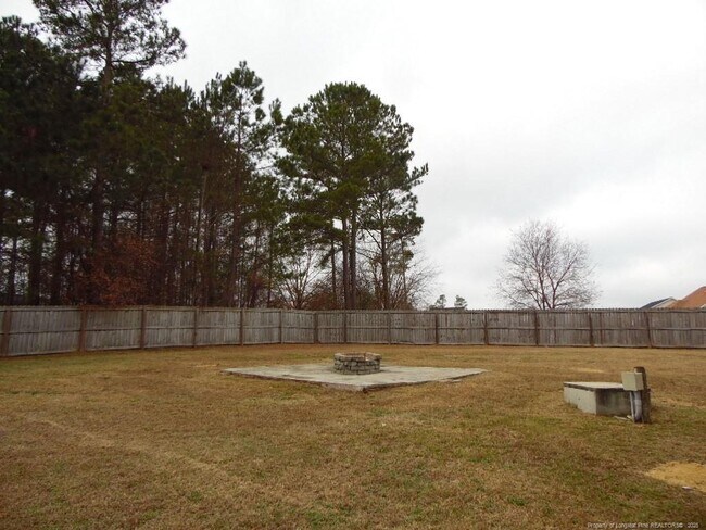 Building Photo - 113 Blue Water Dr