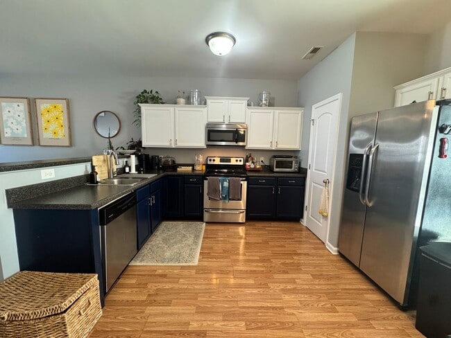 Building Photo - 500 Oyster Rock Ln