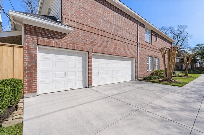 Building Photo - 4236 Oberlin St