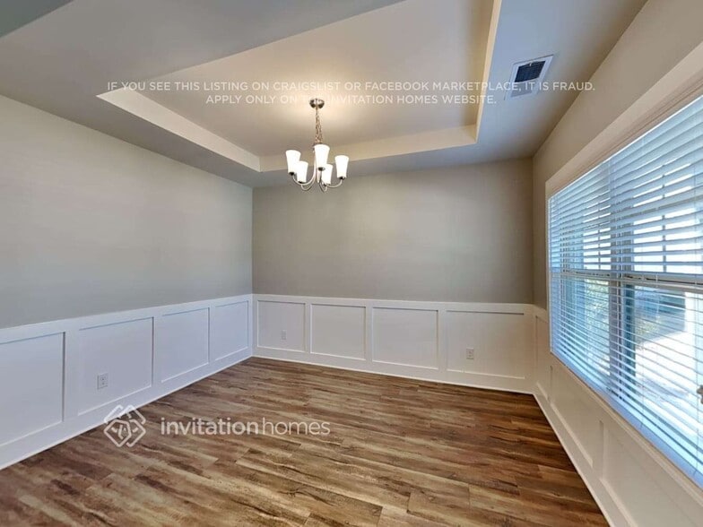 Building Photo - 212 Sage Dr