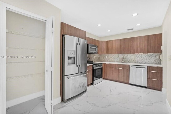 Building Photo - 11462 NW 48th Terrace