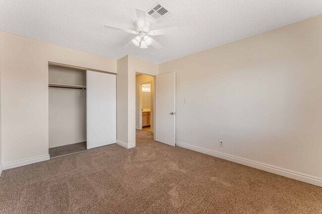 Building Photo - 1521 Padova Dr