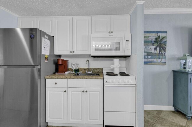 Building Photo - 2001 S Ocean Blvd