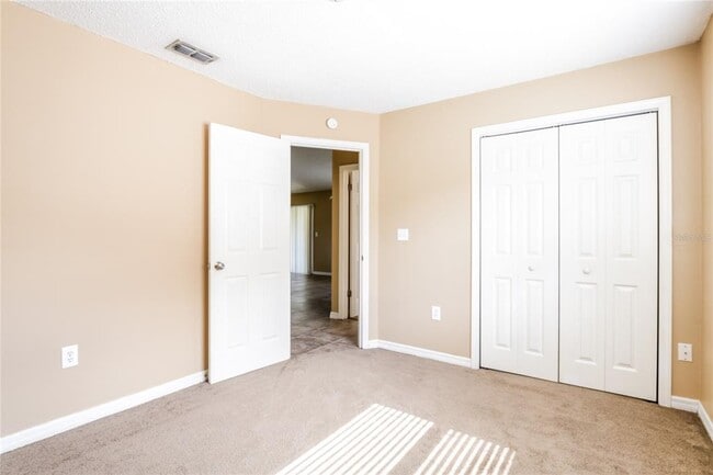Building Photo - 9637 Langan St