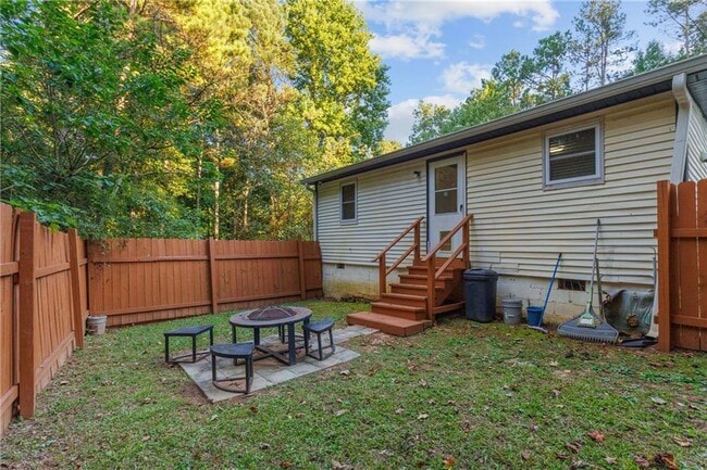 Building Photo - 562 Patillo Rd