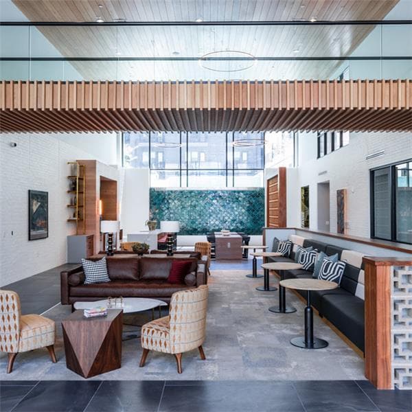 Building Photo - 1300 W 5th St