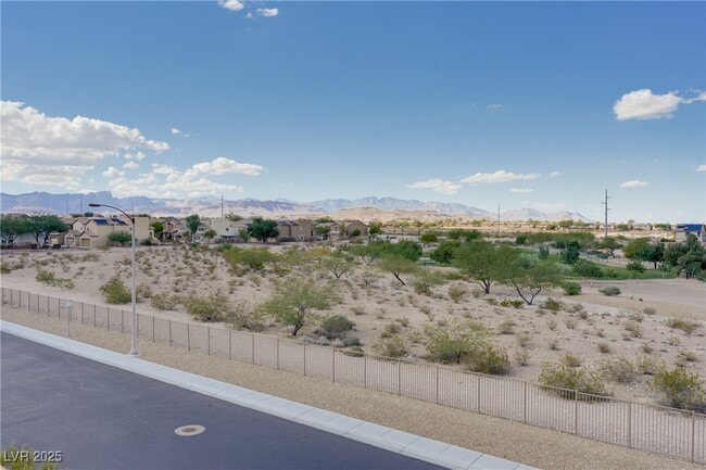 Building Photo - 10068 Emerald Edgewater Ct