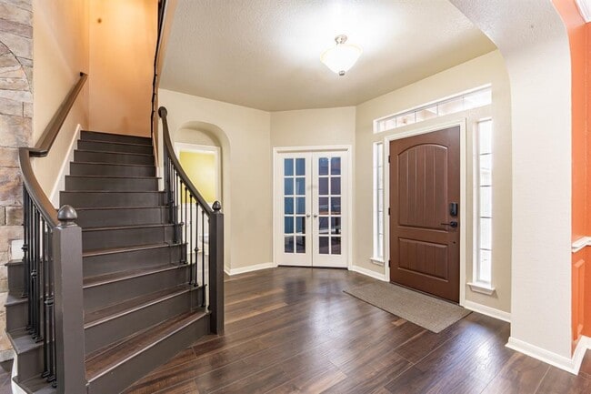 Building Photo - 730 Nelson Ranch Rd