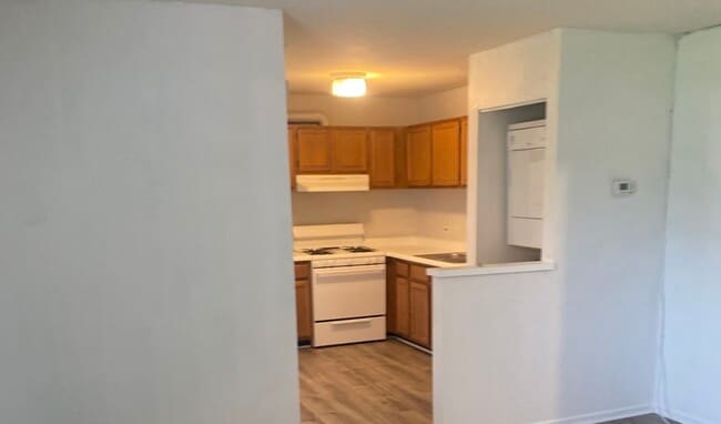 Building Photo - 549 E Shag Bark Ln
