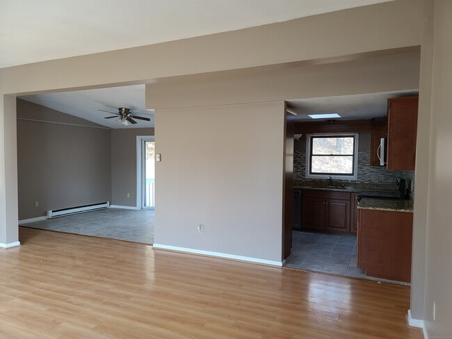 Building Photo - 155 Flanders Rd