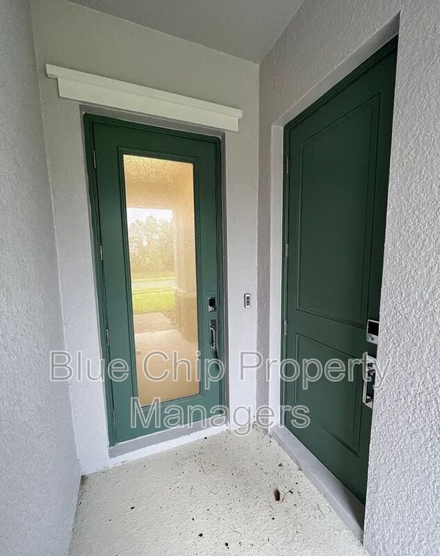 Building Photo - 3031 Country Side Dr