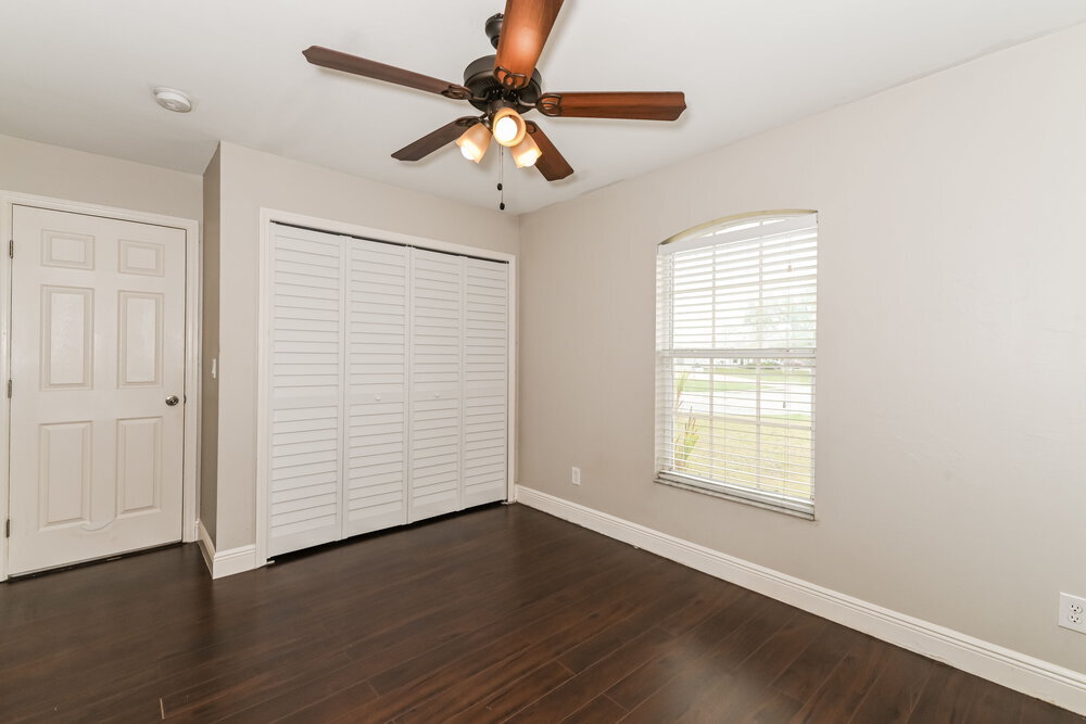 Building Photo - 845 SW 37th Ln